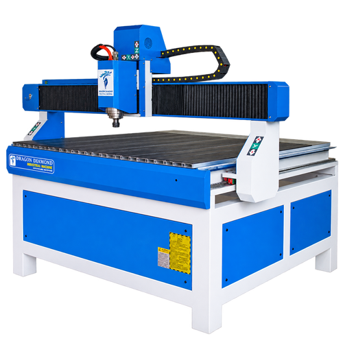 LZ-1212A — Machine photograph for configuration reference. The quotation defines the spindle, accessories and final supplied configuration.